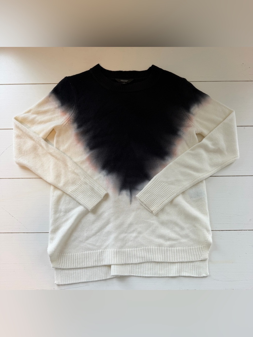 Simply Vera Wang Crewneck Sweater